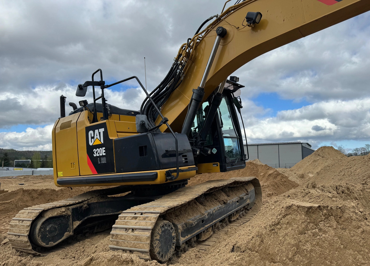 CATERPILLAR 320 EL ROTOTILT SYSTEM GPS LEICA - Crawler excavator: picture 1 CATERPILLAR 320 EL ROTOTILT SYSTEM GPS LEICA - Crawler excavator: picture 1