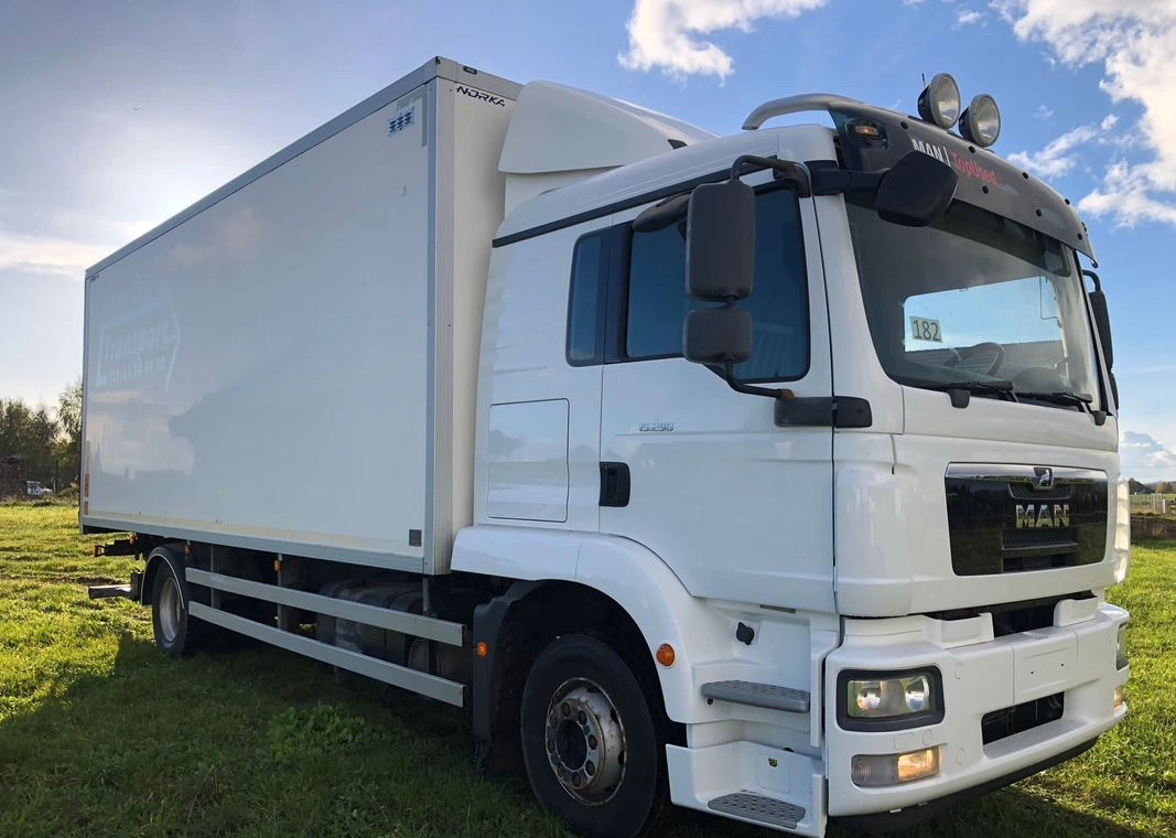 MAN 15.290 Winda Bok otwierany 18 Palet - Isothermal truck: picture 5 MAN 15.290 Winda Bok otwierany 18 Palet - Isothermal truck: picture 5