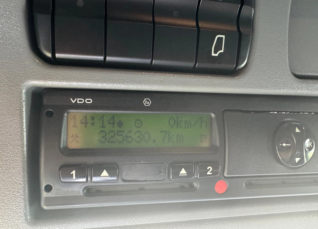 MERCEDES-BENZ ACTROS 2648 HDS 44TON /M 28 METRÓW R/C - Crane truck: picture 4 MERCEDES-BENZ ACTROS 2648 HDS 44TON /M 28 METRÓW R/C - Crane truck: picture 4