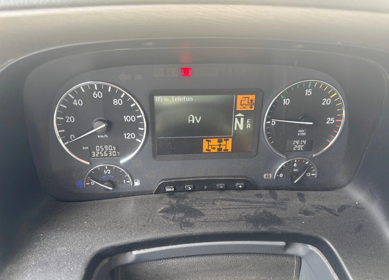 MERCEDES-BENZ ACTROS 2648 HDS 44TON /M 28 METRÓW R/C - Crane truck: picture 3 MERCEDES-BENZ ACTROS 2648 HDS 44TON /M 28 METRÓW R/C - Crane truck: picture 3