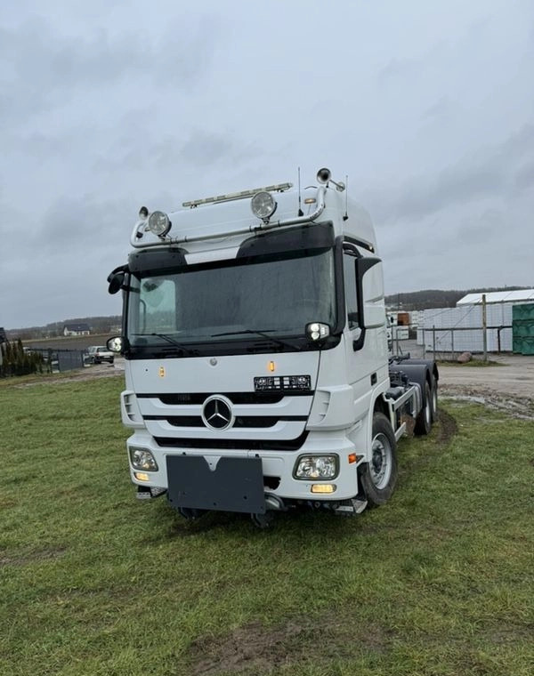 MERCEDES-BENZ ACTROS 2648 SPECJALNY PłUG 6X4!!! - Hook lift truck: picture 2 MERCEDES-BENZ ACTROS 2648 SPECJALNY PłUG 6X4!!! - Hook lift truck: picture 2