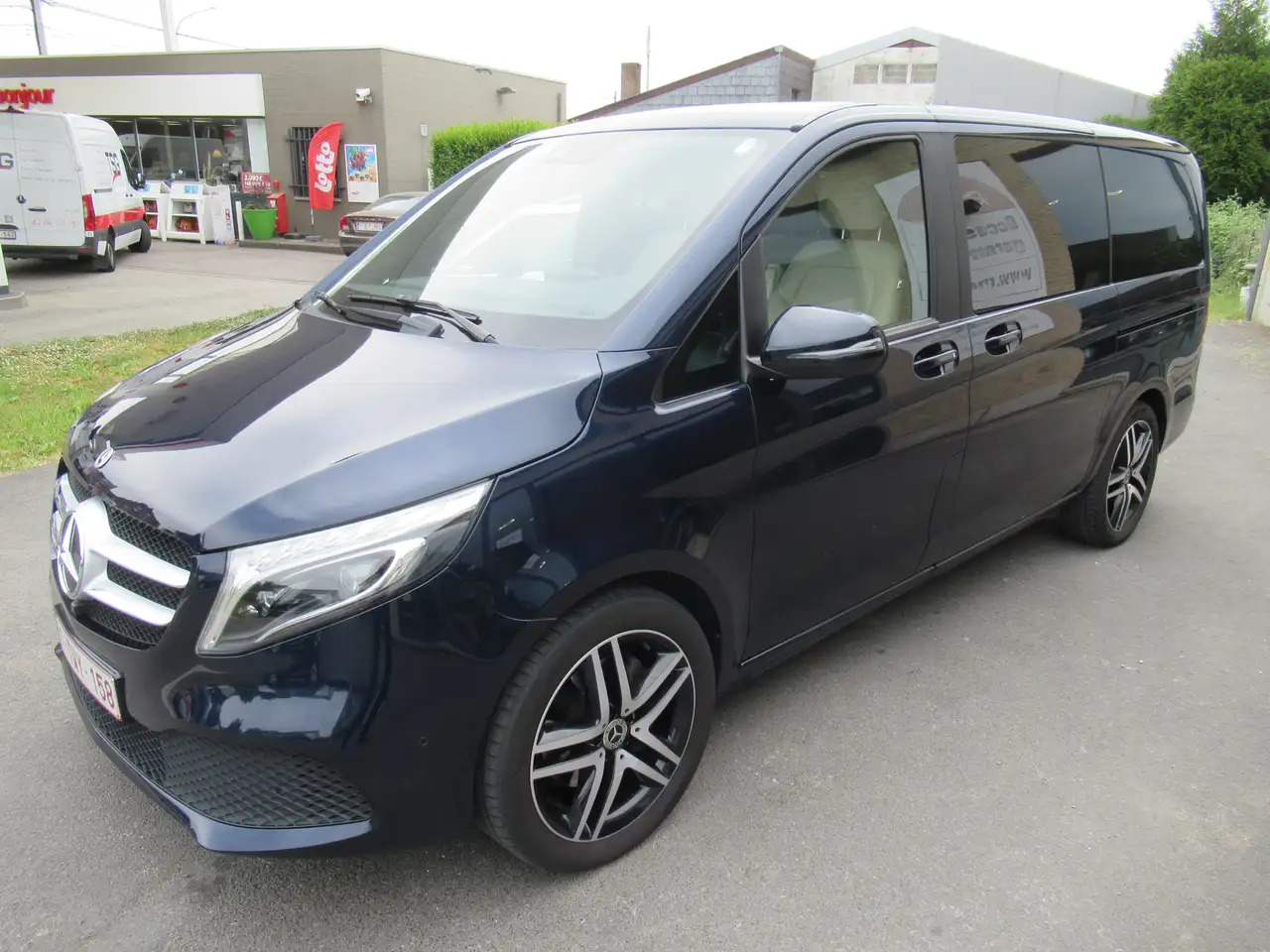 Mercedes-Benz V 300 d 4-Matic MWB toit pano 45000€+tva/btw - Combi van: picture 1 Mercedes-Benz V 300 d 4-Matic MWB toit pano 45000€+tva/btw - Combi van: picture 1