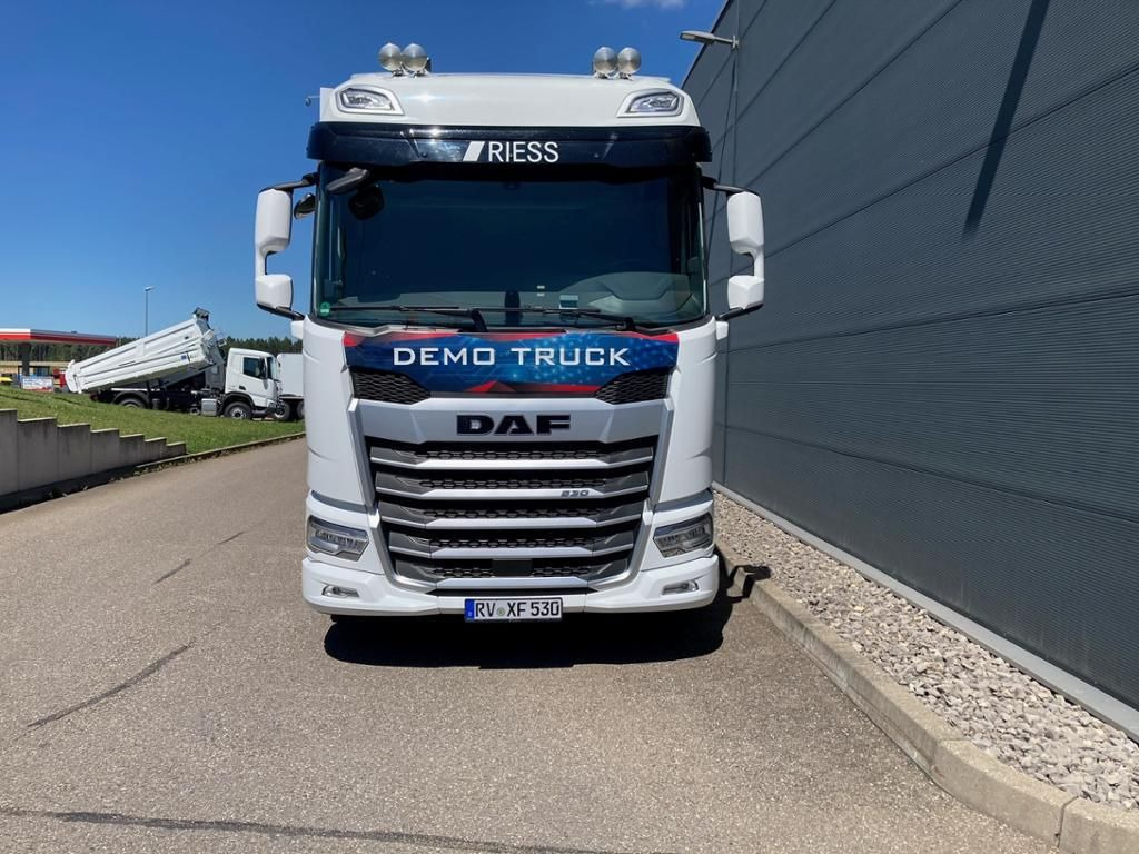 DAF XF 530 FT Alcoa Hydraulik LED Intarder ADR AT - Tractor unit: picture 3 DAF XF 530 FT Alcoa Hydraulik LED Intarder ADR AT - Tractor unit: picture 3