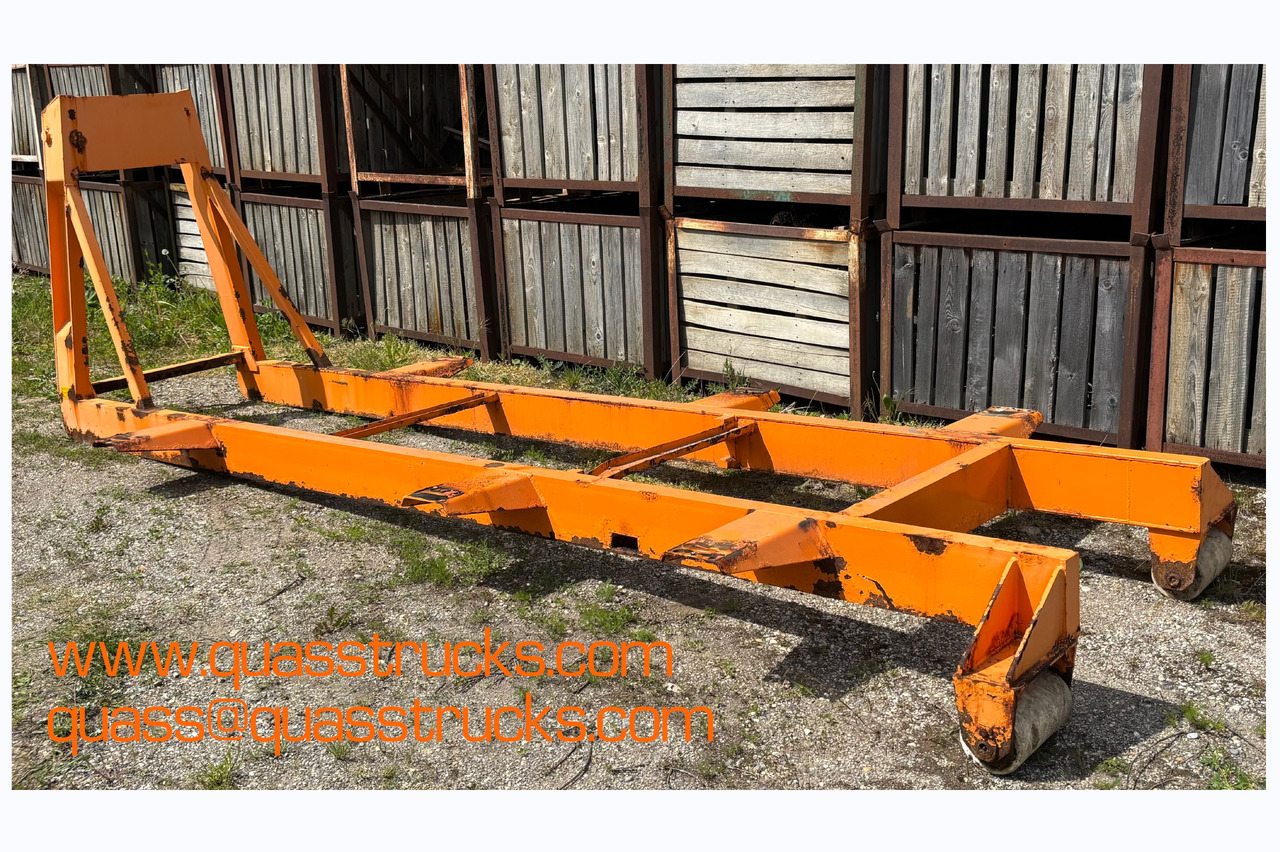 Abrollgestell - Hook lift truck: picture 2 Abrollgestell - Hook lift truck: picture 2