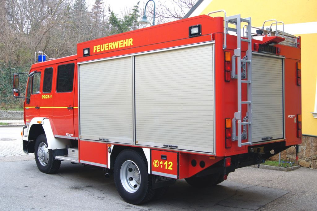 MAN 14.224 L80 4x4 /METZ TLF 16/25 Feuerwehr - Fire truck: picture 3 MAN 14.224 L80 4x4 /METZ TLF 16/25 Feuerwehr - Fire truck: picture 3