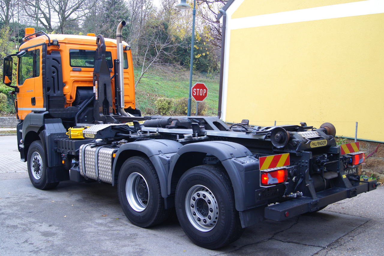 MAN TGS 28.400 BL 6x4-4/TÜV/PALIFT/Winterdienst/Salzstreuer/Streuer/Schneepflug - Tipper: picture 5 MAN TGS 28.400 BL 6x4-4/TÜV/PALIFT/Winterdienst/Salzstreuer/Streuer/Schneepflug - Tipper: picture 5