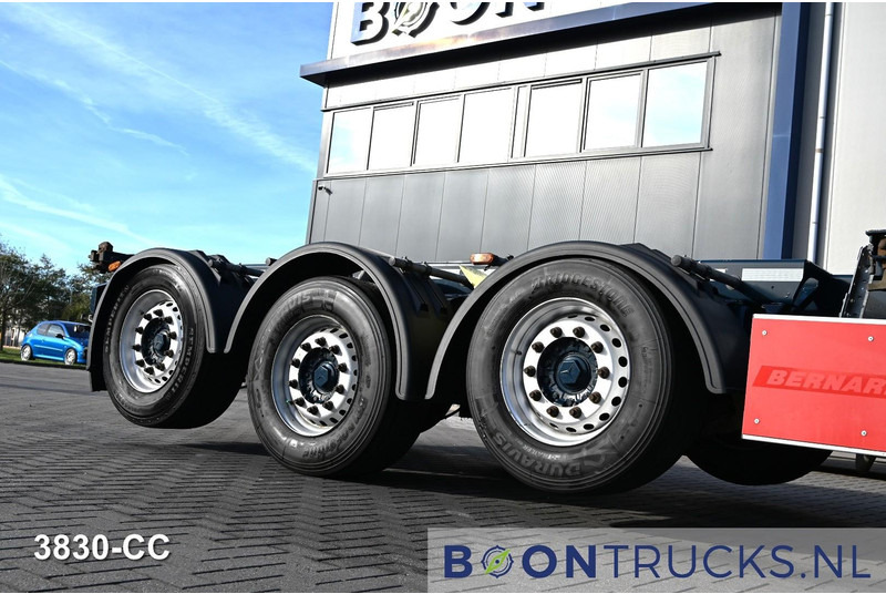 Container transporter/ Swap body semi-trailer D-Tec FLEXITRAILER | 2x20-30-40-45ft HC * 2x LIFT AXLE * MB / DISC * NL TRAILER * APK 03-2026: picture 8