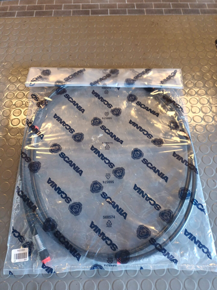 SCANIA CLUTCH HOSE - 1433203 - Clutch hose for Truck: picture 1 SCANIA CLUTCH HOSE - 1433203 - Clutch hose for Truck: picture 1