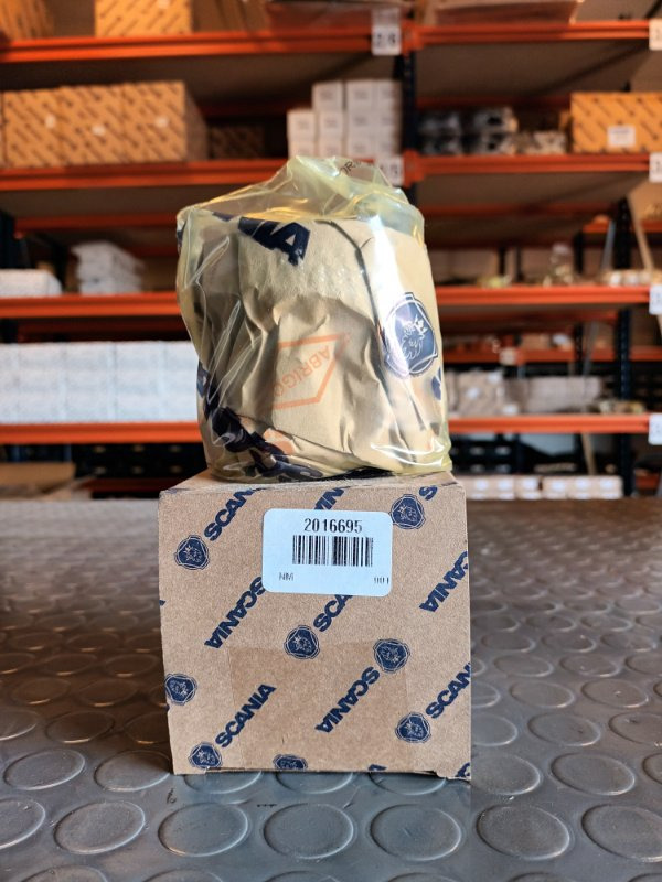 SCANIA COMPRESSOR GEAR 2016695 - Engine and parts for Truck: picture 1 SCANIA COMPRESSOR GEAR 2016695 - Engine and parts for Truck: picture 1