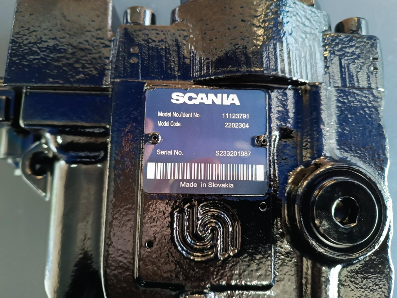 SCANIA HYDRAULIC PUMP - 2202304 - Hydraulic pump for Truck: picture 3 SCANIA HYDRAULIC PUMP - 2202304 - Hydraulic pump for Truck: picture 3