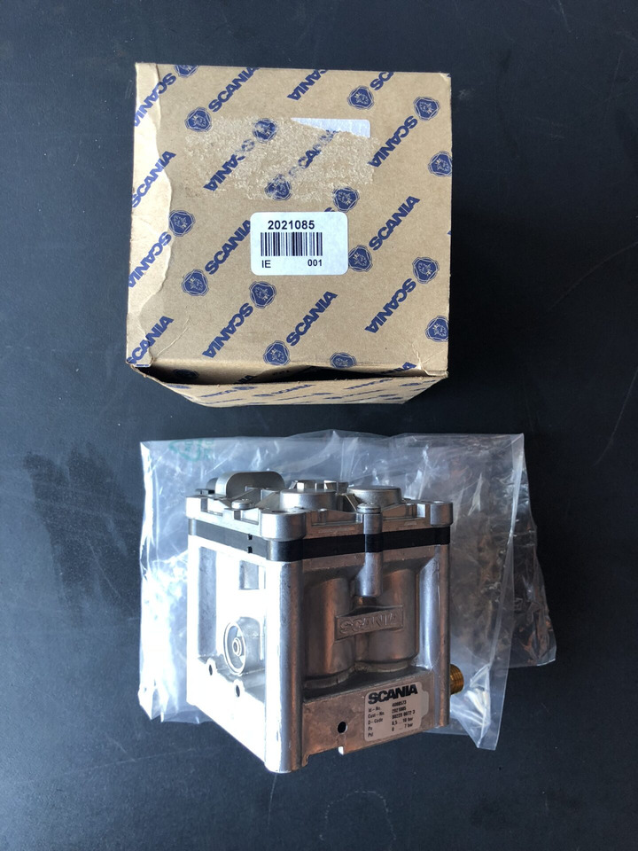 SCANIA VALVE BLOCK - 2021085 - Engine and parts for Truck: picture 1 SCANIA VALVE BLOCK - 2021085 - Engine and parts for Truck: picture 1