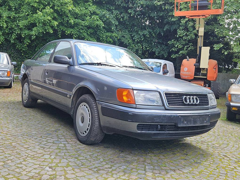 Audi 100 2.4D - Car: picture 5 Audi 100 2.4D - Car: picture 5