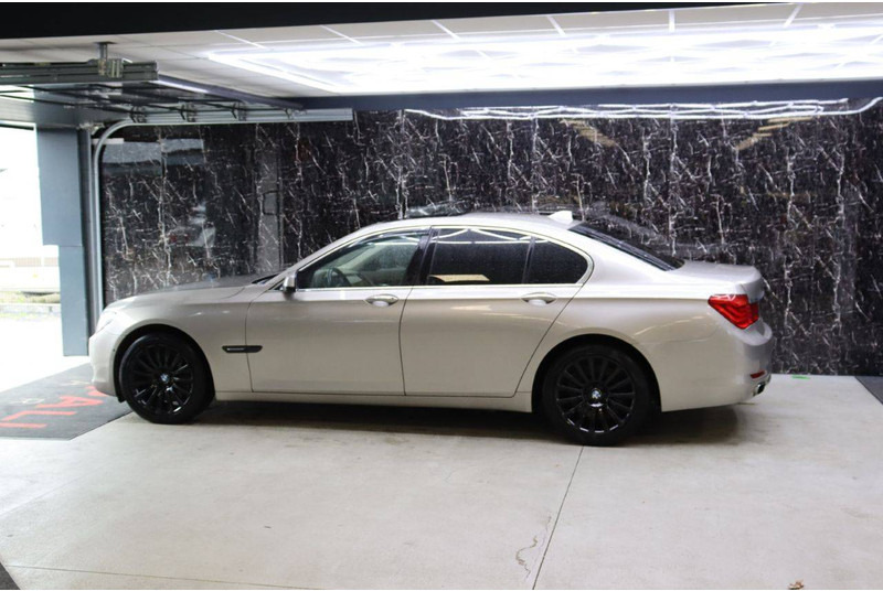 BMW 7 Serie 750i XDRIVE - Sedan: picture 3 BMW 7 Serie 750i XDRIVE - Sedan: picture 3