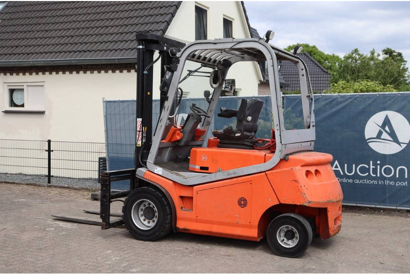 BT C4E500V - Electric forklift: picture 3 BT C4E500V - Electric forklift: picture 3