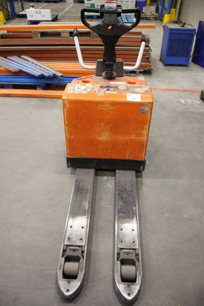 BT LPE200/8 - Pallet truck: picture 4 BT LPE200/8 - Pallet truck: picture 4
