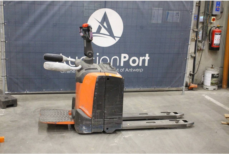 BT LPE220 - Pallet truck: picture 1 BT LPE220 - Pallet truck: picture 1