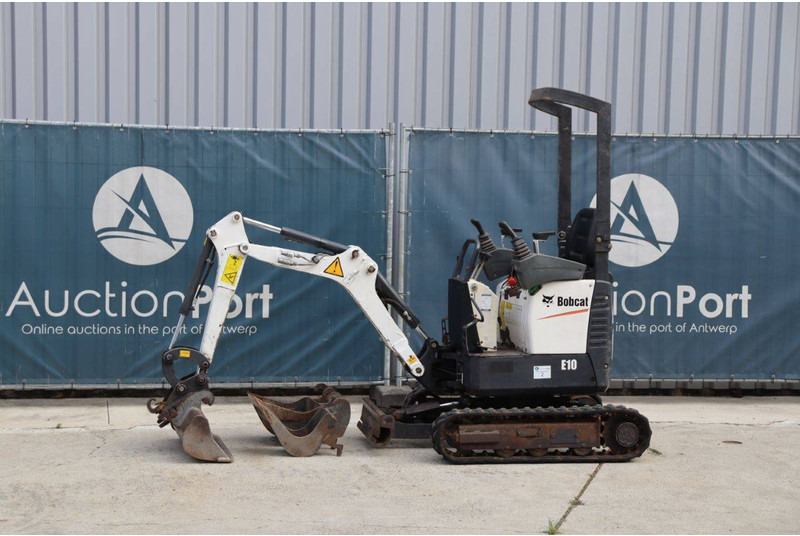 Bobcat E10 - Mini excavator: picture 1 Bobcat E10 - Mini excavator: picture 1