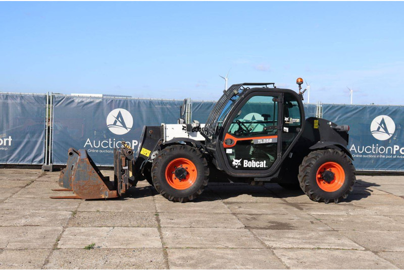 Bobcat TL358D - Telescopic handler: picture 1 Bobcat TL358D - Telescopic handler: picture 1