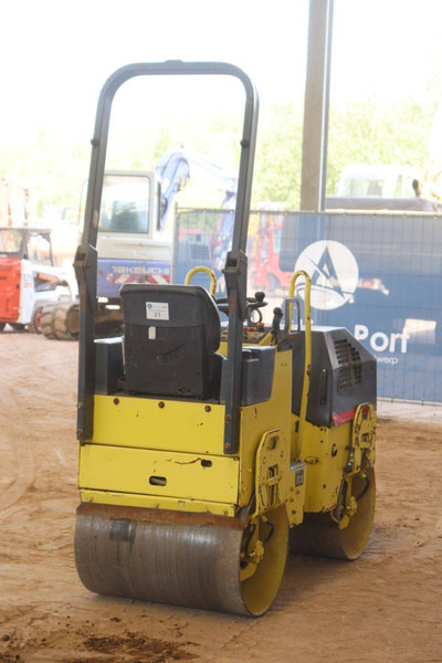 Compactor Bomag BW80: picture 6