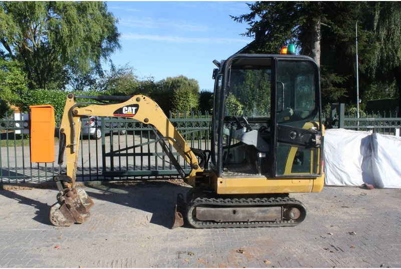 Caterpillar 301.6C - Mini excavator: picture 1 Caterpillar 301.6C - Mini excavator: picture 1