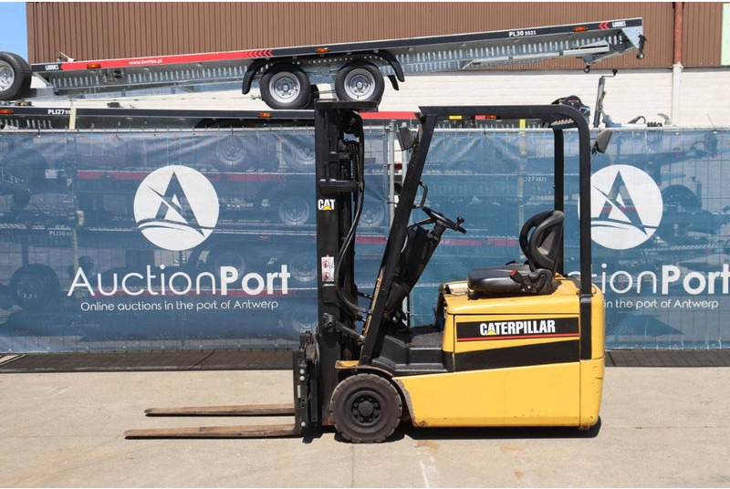 Caterpillar EP16KT - Electric forklift: picture 2 Caterpillar EP16KT - Electric forklift: picture 2