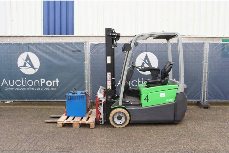 Cesab B318 - Electric forklift: picture 2 Cesab B318 - Electric forklift: picture 2