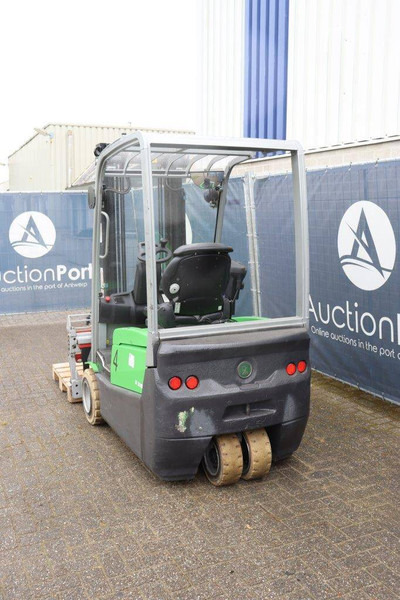 Cesab B318 - Electric forklift: picture 4 Cesab B318 - Electric forklift: picture 4