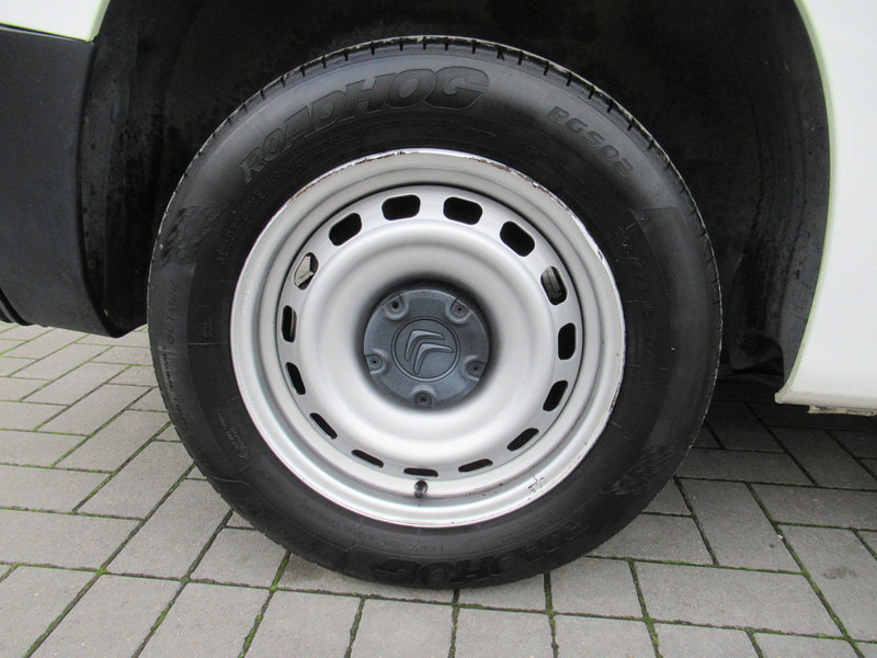 Panel van Citroën Berlingo BlueHDi: picture 18