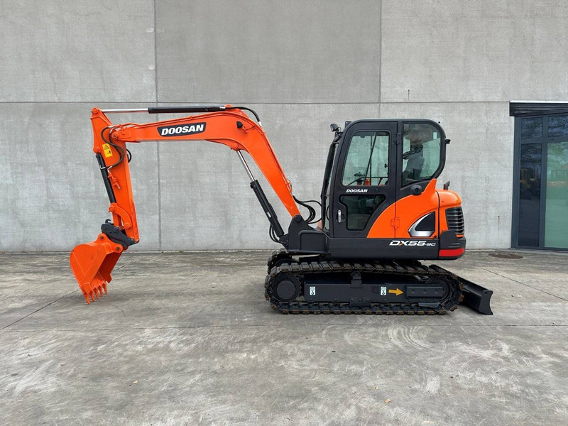 Crawler excavator Doosan DX55-9C: picture 7