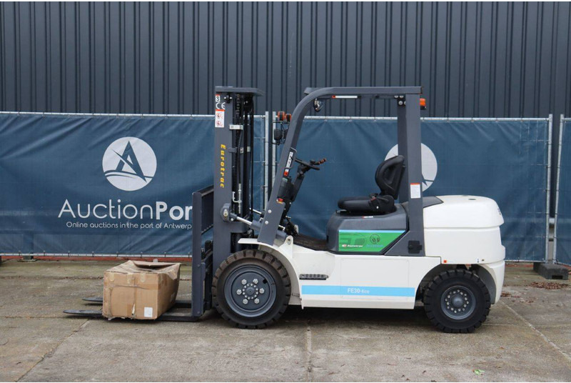 Eurotrac FE30-Eco - Electric forklift: picture 2 Eurotrac FE30-Eco - Electric forklift: picture 2