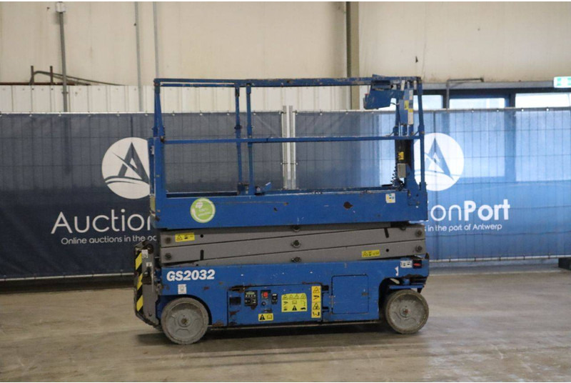 Genie GS-2032 - Scissor lift: picture 1 Genie GS-2032 - Scissor lift: picture 1