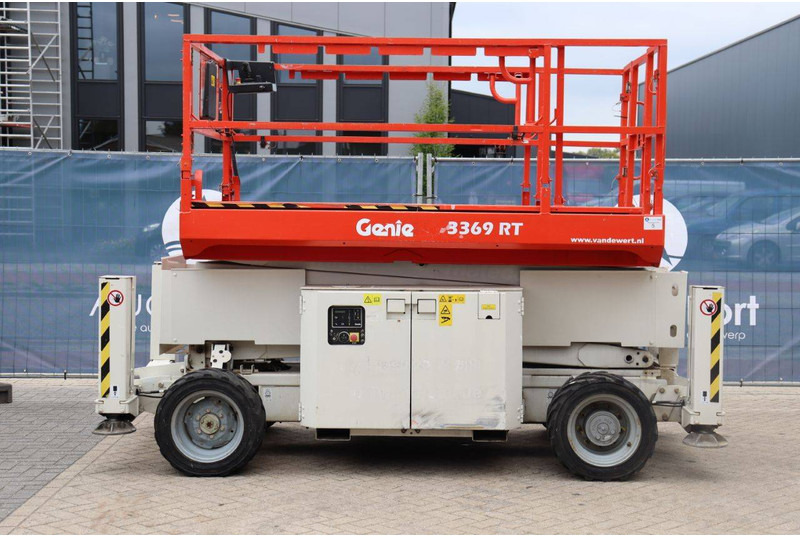 Genie GS3369 RT - Scissor lift: picture 2 Genie GS3369 RT - Scissor lift: picture 2