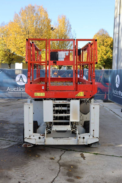 Genie GS3369 RT - Scissor lift: picture 5 Genie GS3369 RT - Scissor lift: picture 5