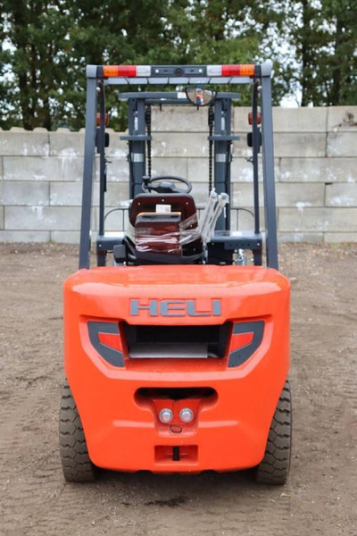 Heli CPCD30 - Diesel forklift: picture 5 Heli CPCD30 - Diesel forklift: picture 5
