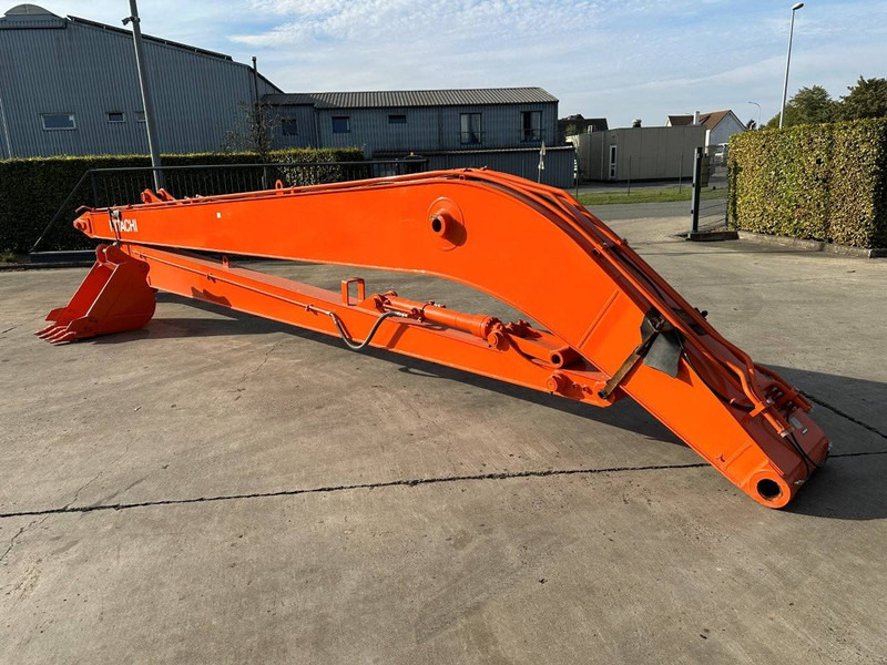 Hitachi Long Reach - Battery: picture 3 Hitachi Long Reach - Battery: picture 3