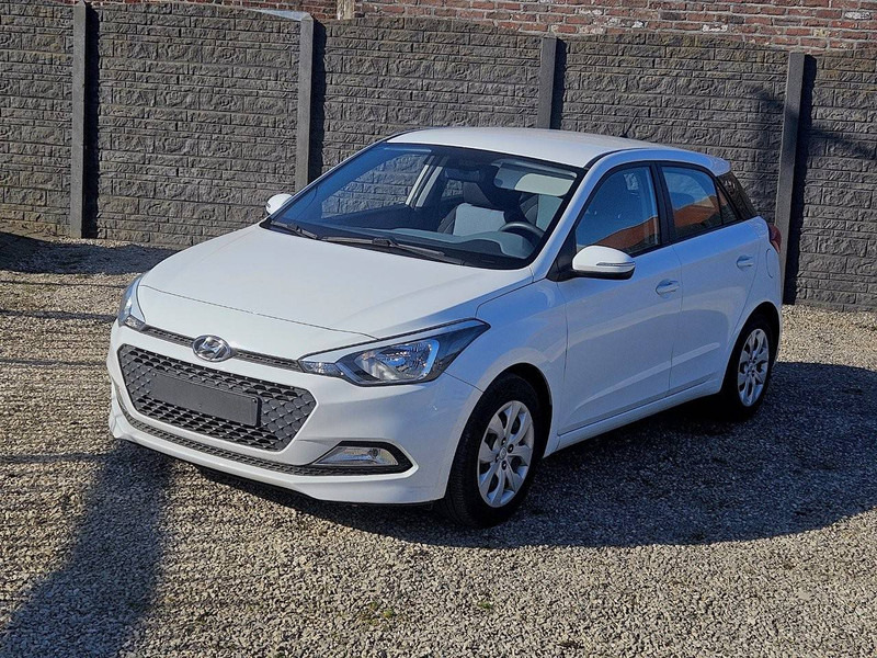 Hyundai i20 (II) 1.2 - Car: picture 1 Hyundai i20 (II) 1.2 - Car: picture 1