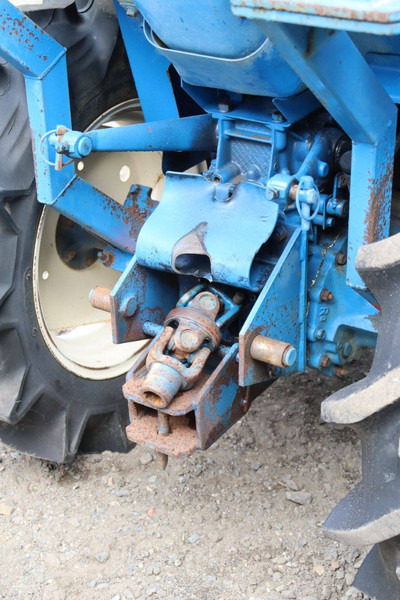 Farm tractor Iseki Landhope 155: picture 17