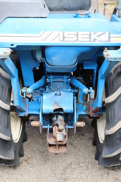 Farm tractor Iseki Landhope 155: picture 16
