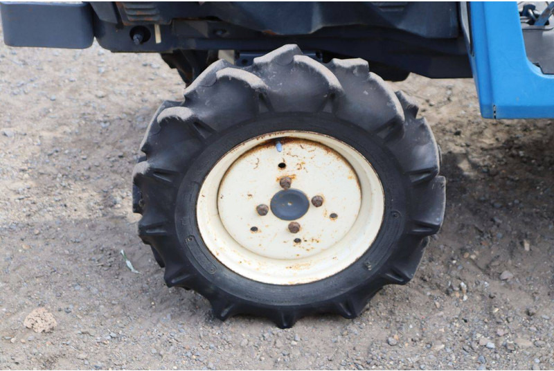 Farm tractor Iseki Landhope 155: picture 12