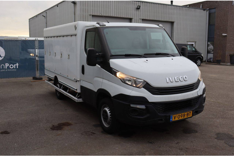 Iveco Daily 35S12 - Box van: picture 5 Iveco Daily 35S12 - Box van: picture 5