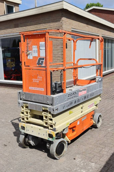 Scissor lift JLG 1930ES: picture 6