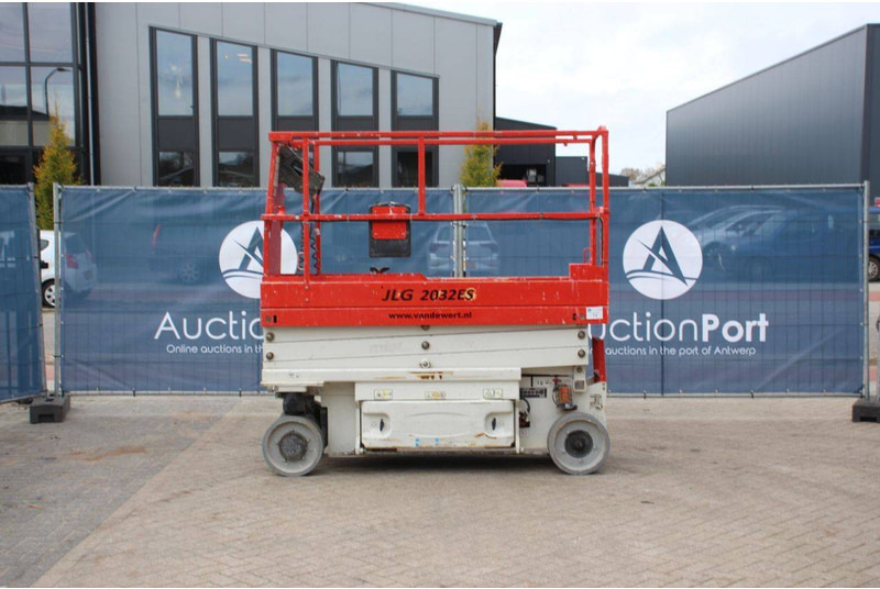 JLG 2032ES - Scissor lift: picture 2 JLG 2032ES - Scissor lift: picture 2
