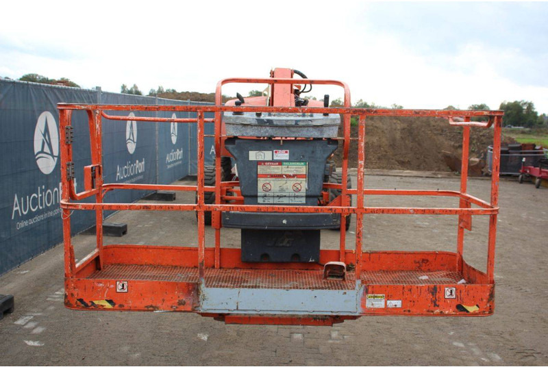 Telescopic boom JLG 460SJ: picture 7