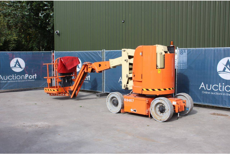 JLG E300AJP - Articulated boom: picture 3 JLG E300AJP - Articulated boom: picture 3