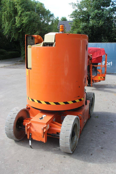 JLG E300AJP - Articulated boom: picture 5 JLG E300AJP - Articulated boom: picture 5