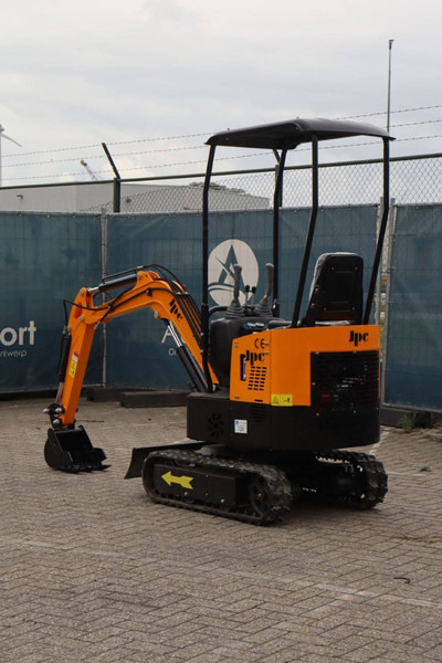 JPC HT12 - Mini excavator: picture 4 JPC HT12 - Mini excavator: picture 4