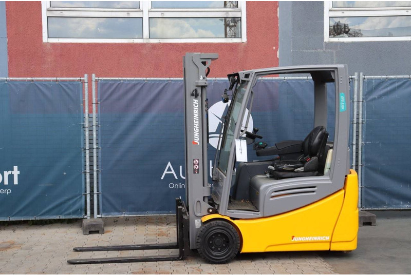 Jungheinrich EFG 218k - Electric forklift: picture 1 Jungheinrich EFG 218k - Electric forklift: picture 1