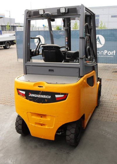 Jungheinrich EFG 430 - Electric forklift: picture 5 Jungheinrich EFG 430 - Electric forklift: picture 5