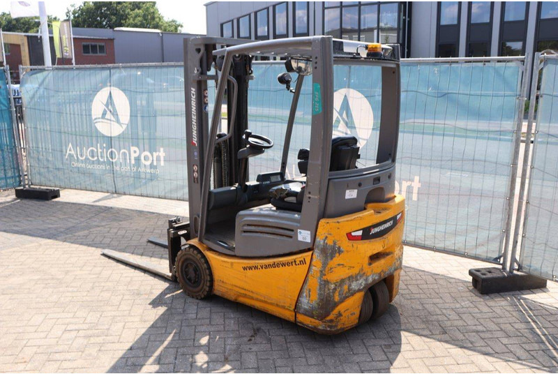 Jungheinrich EFG215 - Electric forklift: picture 3 Jungheinrich EFG215 - Electric forklift: picture 3