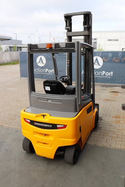 Jungheinrich EFG318 - Electric forklift: picture 5 Jungheinrich EFG318 - Electric forklift: picture 5